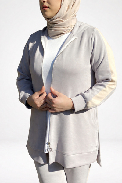 EYMA | Gray - Cream Two-Piece Sports Suit |   Comfortable Cut |   Suitable fo...