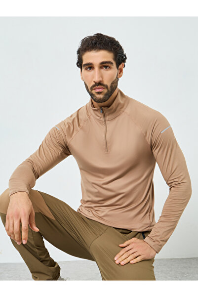 Styli Men Brown Half-Zip Training T-Shirt