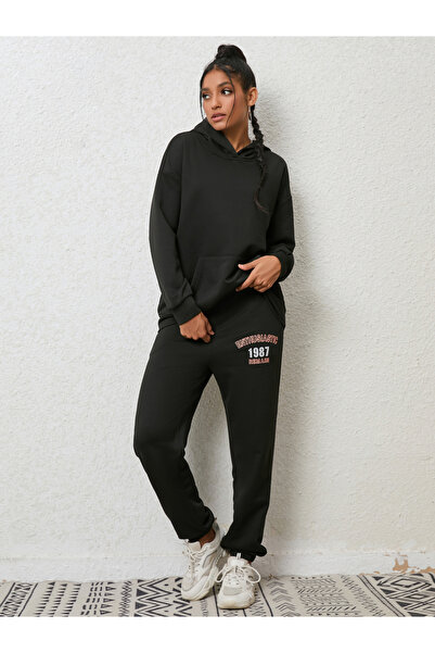 Take Two By Styli Women Black Hoodie and Printed Joggers Co-Ords