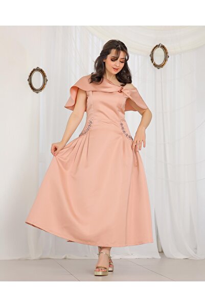 Opera Fashion Elegant girls' dress with a soft design and sophisticated details