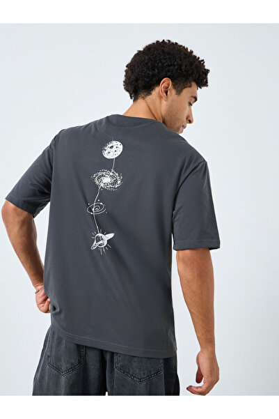 Styli Men Grey Oversized T-Shirt with Galaxy Print Back