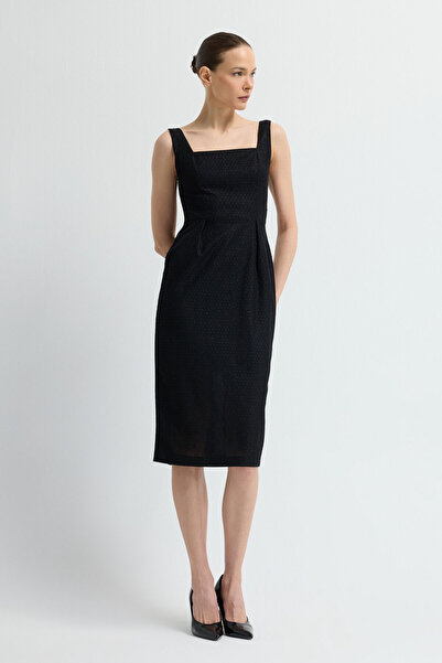 adL Askılı Dantel Elbise