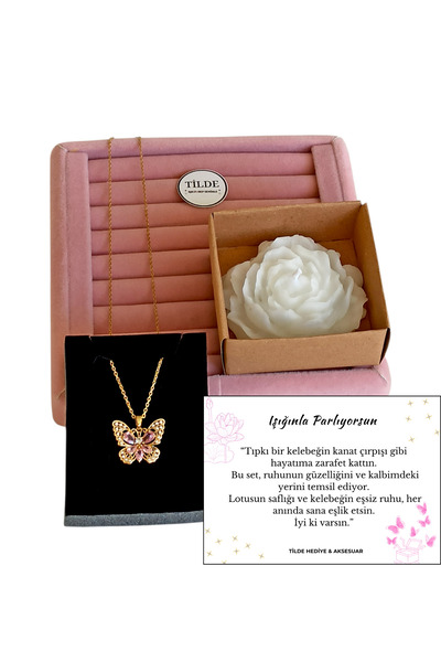 Tilde Kelebek Kolye & Lotus Mum Hediye Seti – Anlam Kartlı Zarif Özel Hediye