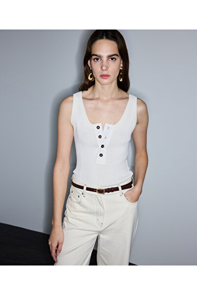 İpekyol Kontrast düğmeli triko