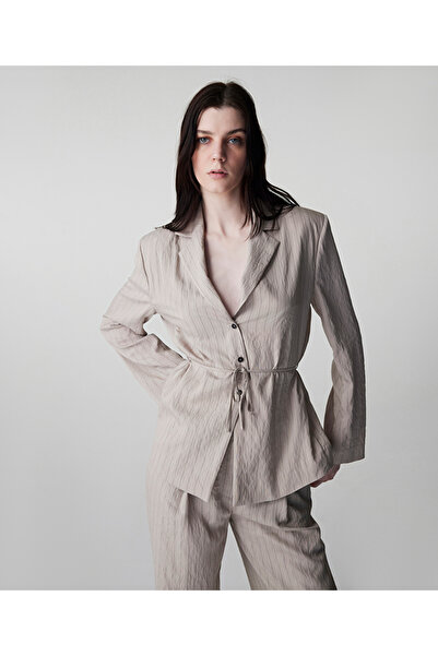 İpekyol Çizgi jakarlı kuşaklı blazer