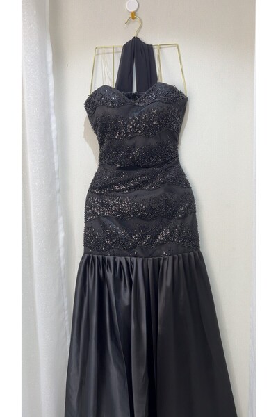 dalaa فستان سهره التفته