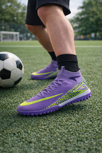 LALİGA ⚽   Soccer Field with Socks for Youth – High Grip & Fast