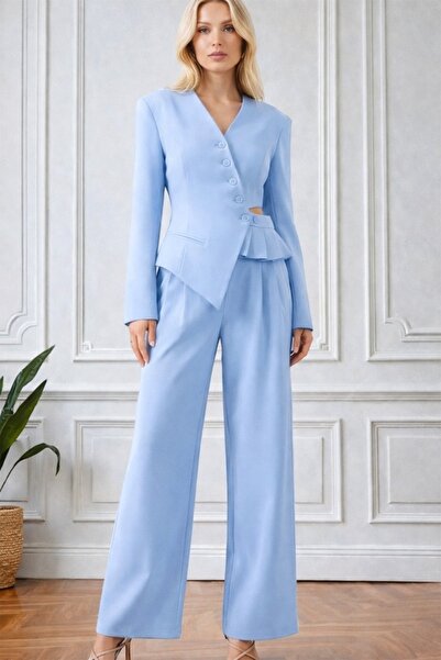 FashionForYou Lareen suit with modern line and asymmetrical jacket, cut at th...
