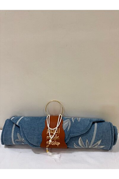 Predas Prayer rug with a blessed month design – practical design and excellen...