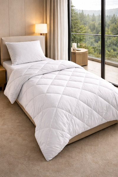 SHAL HOME Single Microfiber 4-Season Washable Quilt