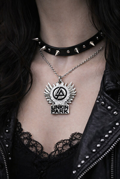 HER ŞEY NOTA www.herseynota.com قلادة معدنية بتفاصيل شعار لينكين بارك - تصميم...