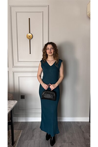 Nurgül Dilemen Petrol Mavisi Kazaklı Triko Elbise İkili Takım