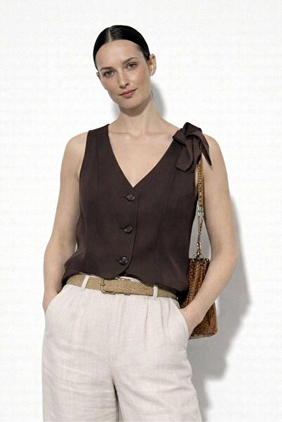 Vesua Brown Vest with Detailing at the Shoulders