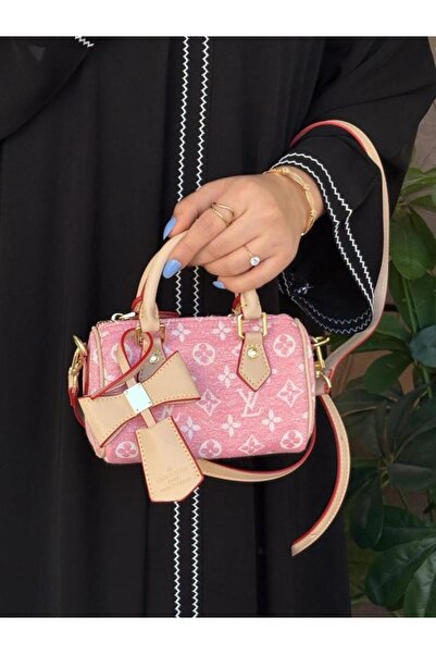 Generic High-quality handbag and shoulder bag with accessories