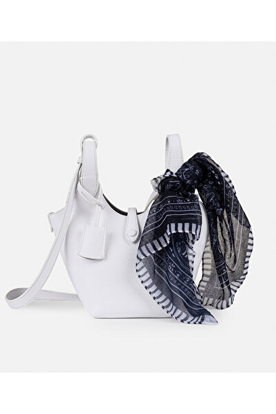 İpekyol Fular aksesuarlı deri görünümlü çanta