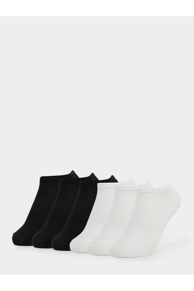 Styli Pack of 6 - Black and White Ankle Socks