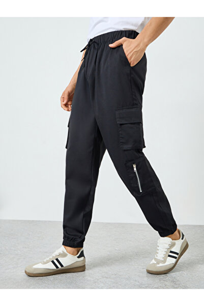 Take Two By Styli Men Black Relaxed Fit Cargo Pants