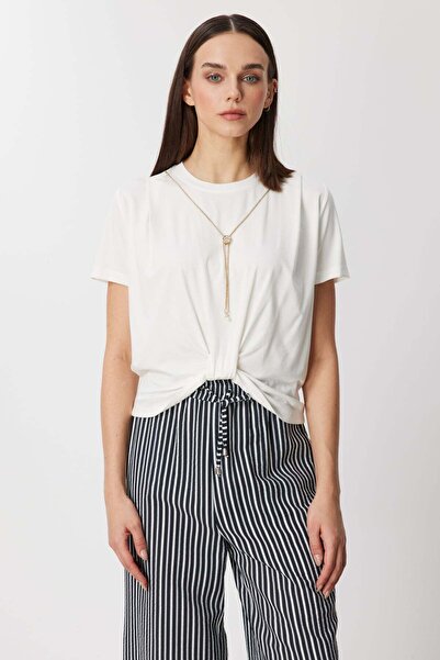 ON Μπλούζα με σούρες μπροστά και αξεσουάρ αλυσίδας