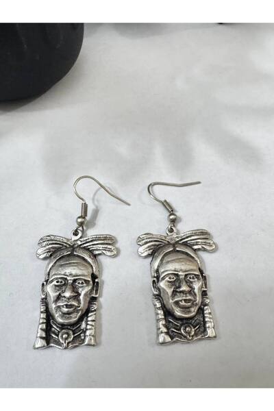 Yuchicly Metal Earrings with Detailed Head Figure – Dangle Design Earrings