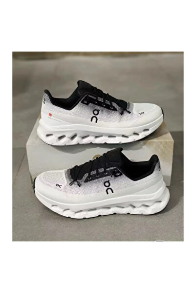 LAOBANX Lightweight Breathable Running Sneakers – White & Black Cushion Sole