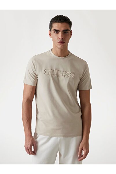Guess تي شيرت بشعار مطبوع Z2YI11J1314