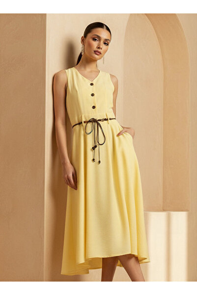 FAV فستان قميص ميدي مع حزام
