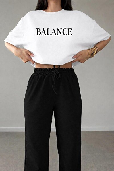 zeag طقم تي شيرت رياضي مطبوع عليه كلمة BALANCE للنساء