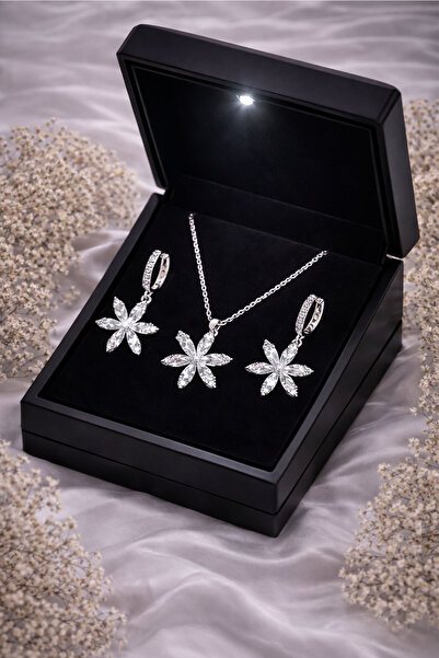 Silvanya Jewelry 925 Ayar Gümüş Renkli Taşlı Lotus Çiçeği Kadın Kolye Küpe Ta...