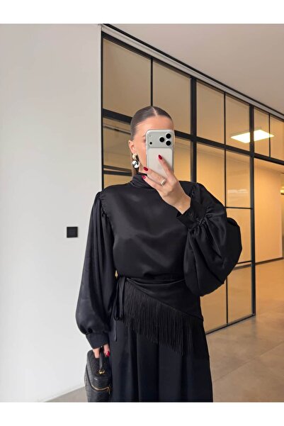 BB Bensu Buyruk Черна сатенена блуза с вратовръзка, панталони с колан