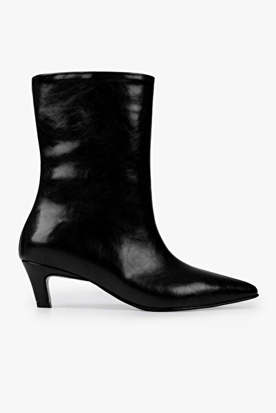 Shoeberry Women's Maris Black Leather Heeled Boots