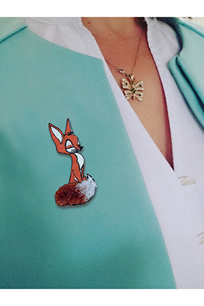CIGDEMCALISKAN FluffyTail Tilki Broş / Charm