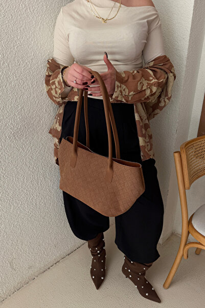 La La'Graccio Paris La'Graccio Paris Women's Jorbe Suede Makeup Bag