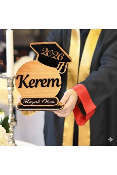 Evsay Mezunun Adı ve Kep Tasarımıyla Kişiselleştirilmiş Mezuniyet Masa Üstü Süsü