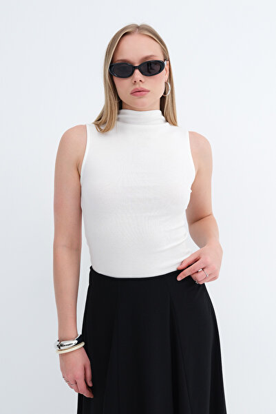 Addax Mock Neck Athlete A12582