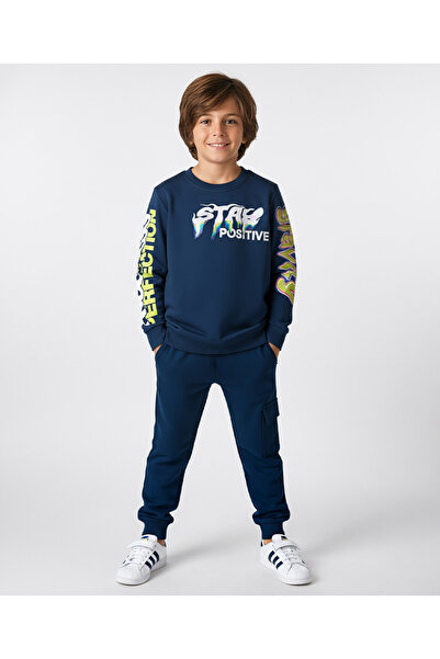 Ollington St. سويت شيرت وبنطال رياضي بأكمام طويلة من القطن مطبوع عليهما عبارة...