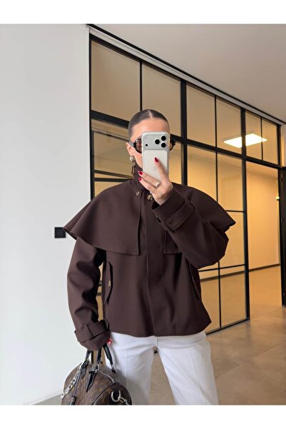 BB Bensu Buyruk Trenci cu guler înalt, cu detalii de cataramă și glugă, maro