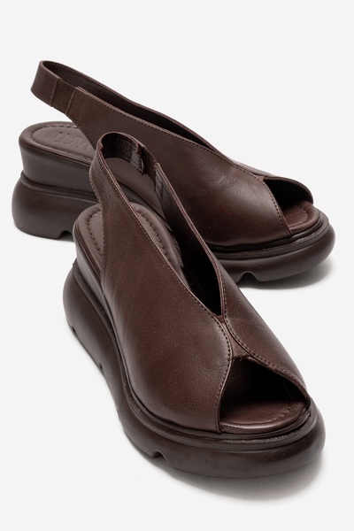 LuviShoes Γυναικεία πέδιλα με τακούνι SAM Brown Skin από γνήσιο δέρμα