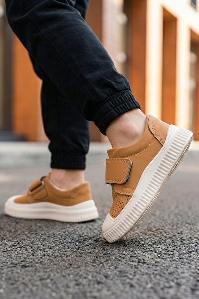 Moda Lime Children's Sports Shoes Closed Front with Velcro Breathable Memory ...