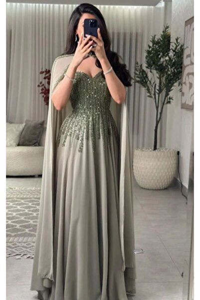 Azyaa Al-Amira Elegant evening dress with embroidered cape - olive green - so...