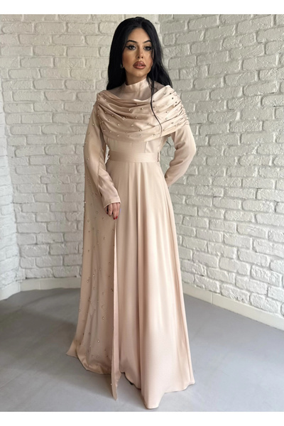 moneta boutique فستان سهرة نسائي طويل من الساتان مرصع بالأحجار مع عباءة