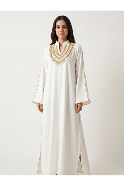 Rokon Dana Elegant jalabiya, free size, with a slit in the back.