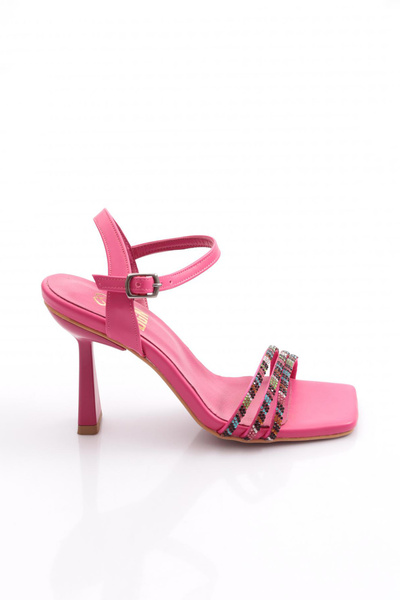 DGN 1299 حذاء نسائي بكعب وشريط كاحل ملون