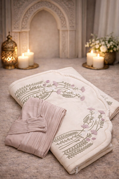 Gerenic Luxury prayer rug set (prayer rug + bedsheet + prayer beads)