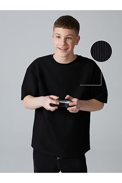 LC Waikiki طاقم الرقبة محكم تي شيرت للرجال الشباب