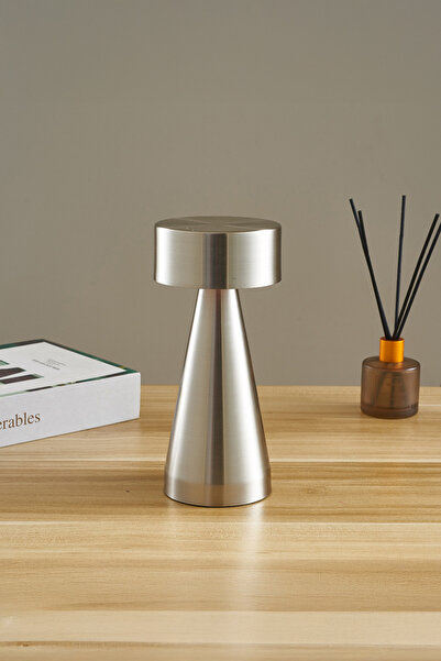 Vadi Dokunmatik Şarjlı 3 Kademeli Işıklı Gece Lambası USB Girişli Gümüş Metal...