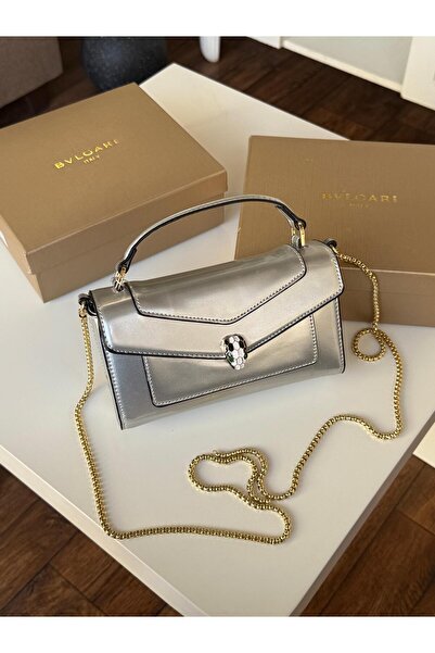 GGGG شنط معا ملحقاتها