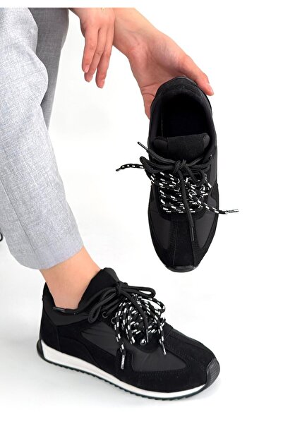 BESKAR Jeat Black Nubuck Lace-Up Sports Shoes