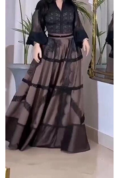 Olivia Jasmine's dress