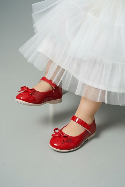 Görkem bebe ayakkabı ve tekstil Дівчачі туфлі з нековзною підошвою