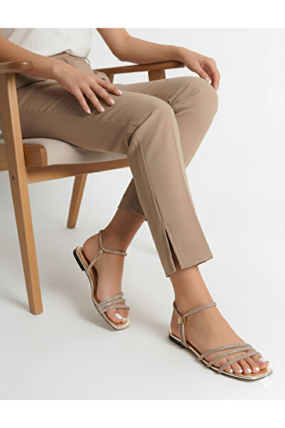 DUDYEN SHOES Gold Renkli Taşlı Düz Taban Ortopedik Kadın Sandalet